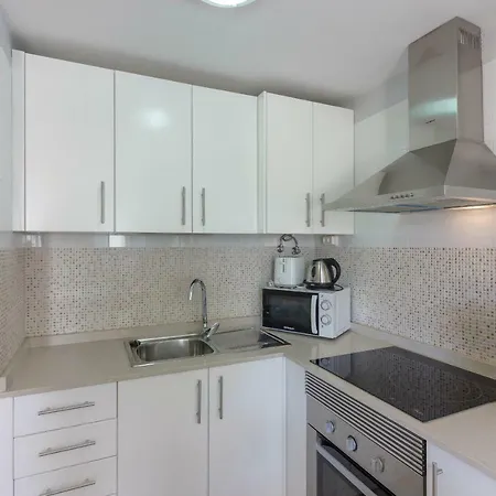 Los Cristianos Summerland Apartment *